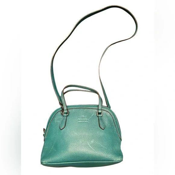 Gucci Barcelona leather handbag Loewe
Green in Leather - Picture 2 of 7
